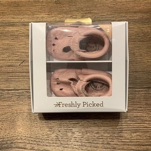 2/$30 Freshly Picked Mary Jane Baby Moccasin